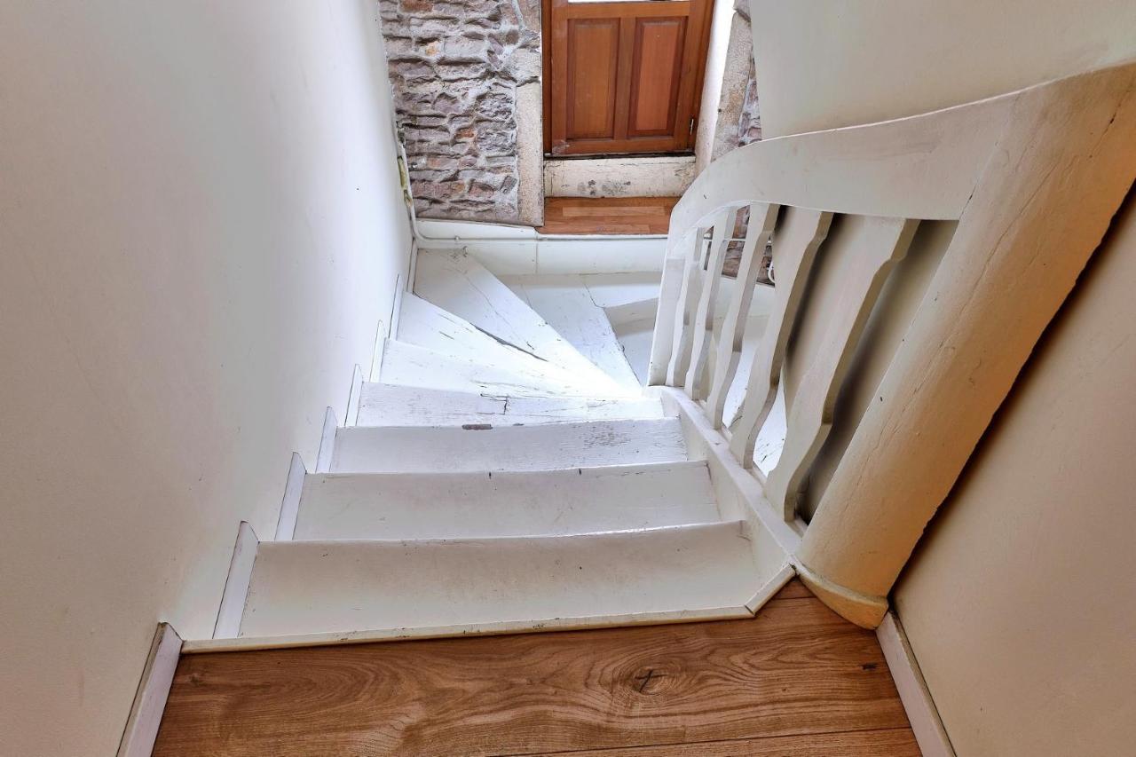Ferienwohnung Le Contemporain Saint-Laurent-sur-Saone Exterior foto